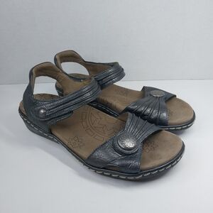 Taos Escape Women's size 8 Walking Sandals Slingback Strappy Gray Silver Leather